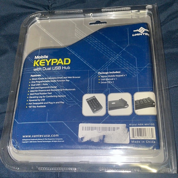 Vantec Mobile Keypad with Dual USB HuB - Picture 2 of 2